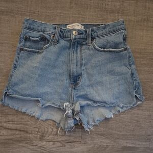 Abercrombie & Fitch "The High-Rise Mom Short" Denim Shorts (27/4 - CURVE LOVE)